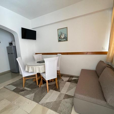 Apartmani Roko Baška Voda Esterno foto
