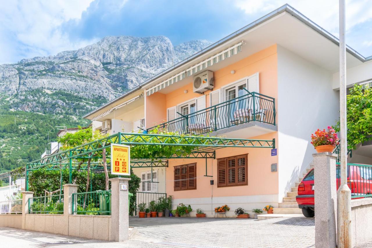 Apartmani Roko Baška Voda Esterno foto