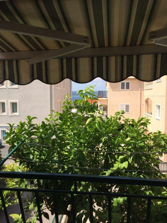 Apartmani Roko Baška Voda Esterno foto